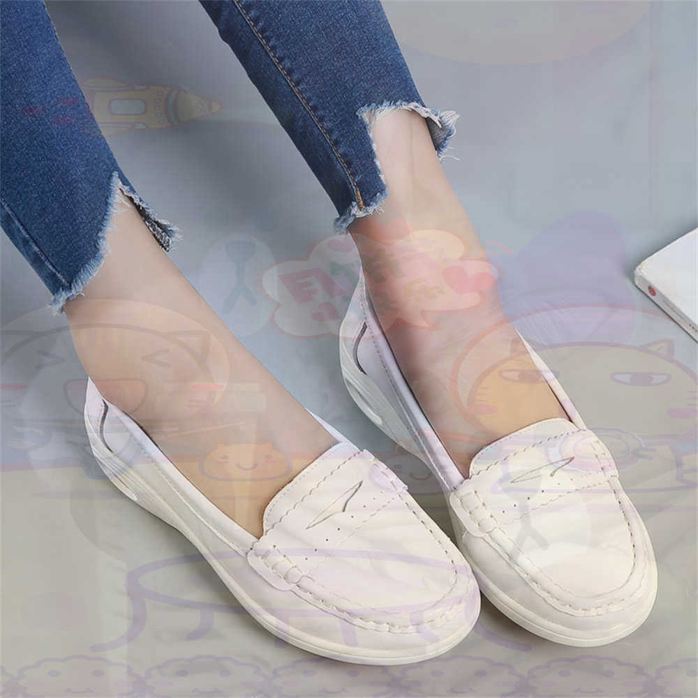 Luxury Lifestyle Names - Miękkie wsuwane buty damskie w dużych